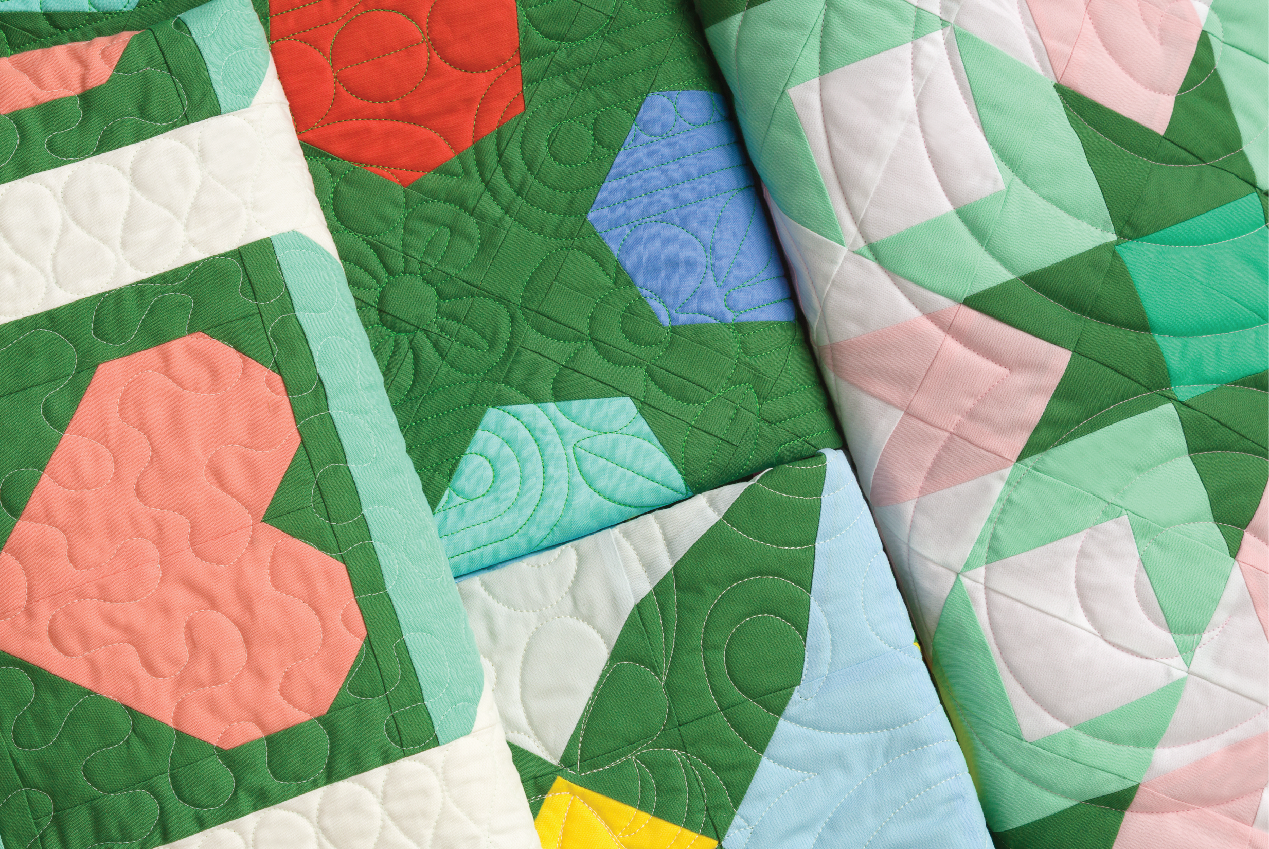 VIEW THE COTY 2026 LOOKBOOK